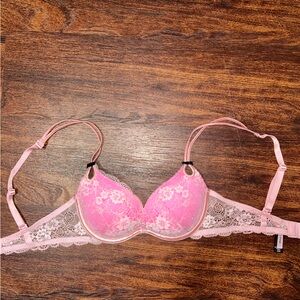 Victoria's Secret Pink, lace Pink Floral  Push Up Bra Size 32B